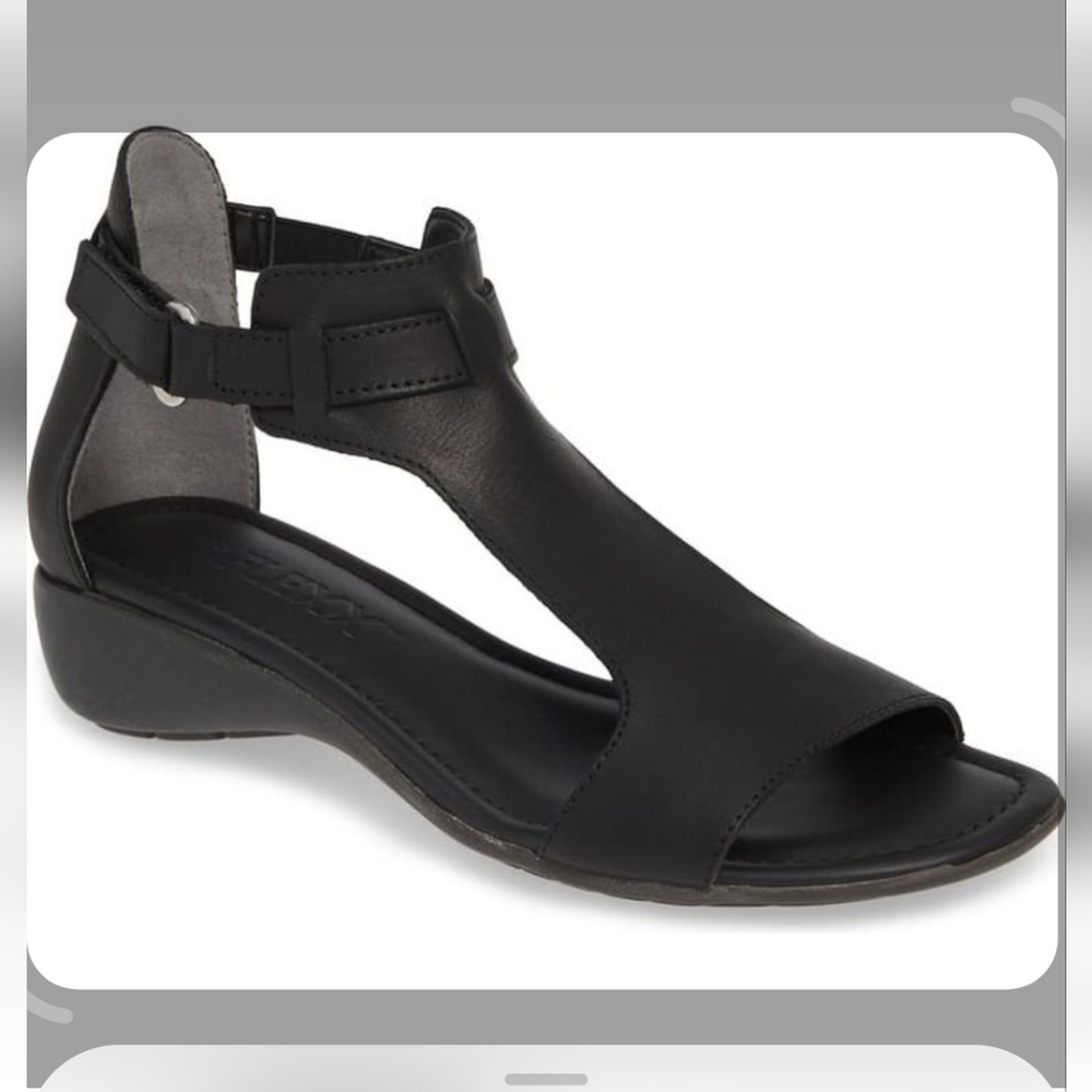 FLEXX Women's Black Sandals - 8 1/2
